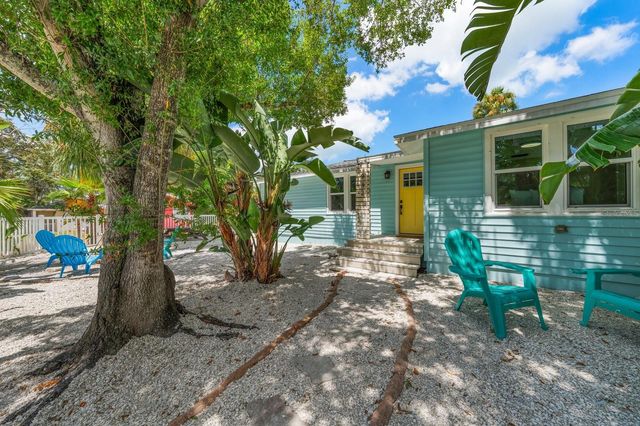 932 HIGHLAND AVENUE, Dunedin, FL 34698