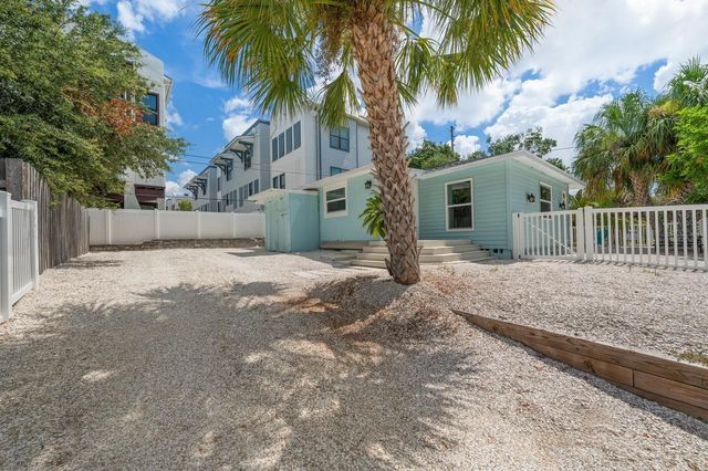 932 HIGHLAND AVENUE, Dunedin, FL 34698