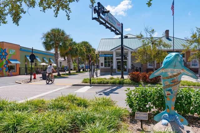 932 HIGHLAND AVENUE, Dunedin, FL 34698