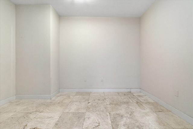 2821 N Ocean Blvd 902S, Fort Lauderdale, FL 33308