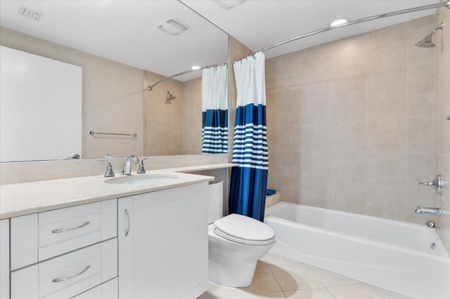 2821 N Ocean Blvd 902S, Fort Lauderdale, FL 33308