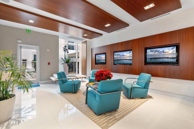 2821 N Ocean Blvd 902S, Fort Lauderdale, FL 33308