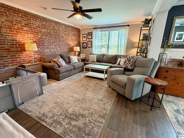 124 NORTH MALL, Trussville, AL 35173