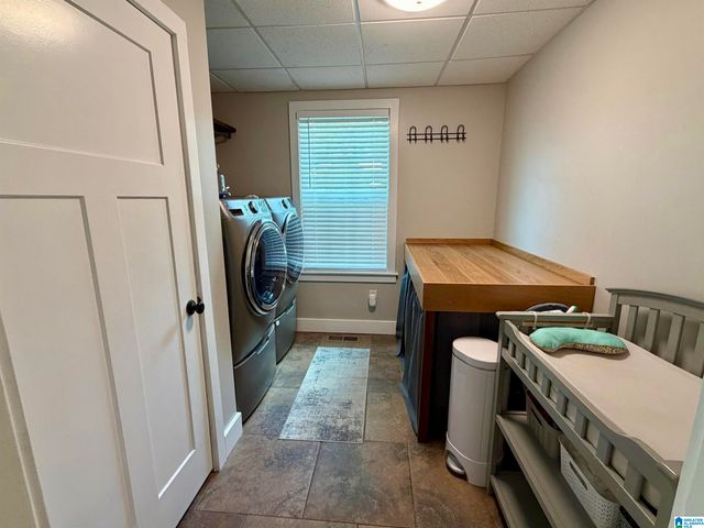 124 NORTH MALL, Trussville, AL 35173