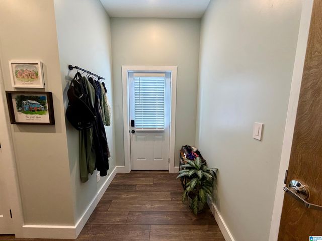 124 NORTH MALL, Trussville, AL 35173