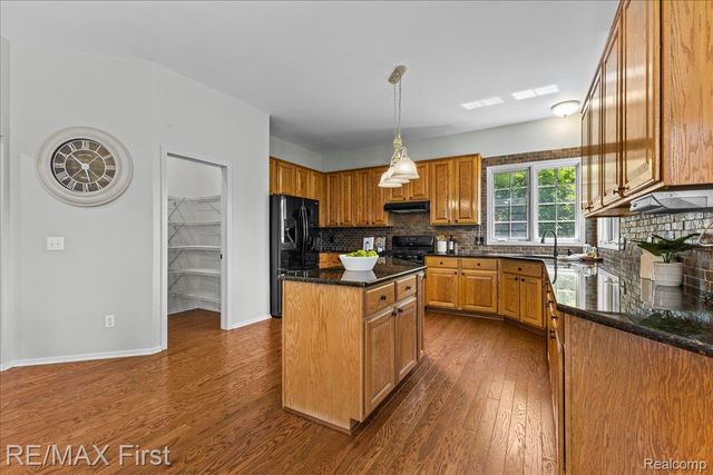 48241 Century Drive, Macomb Township, MI 48044