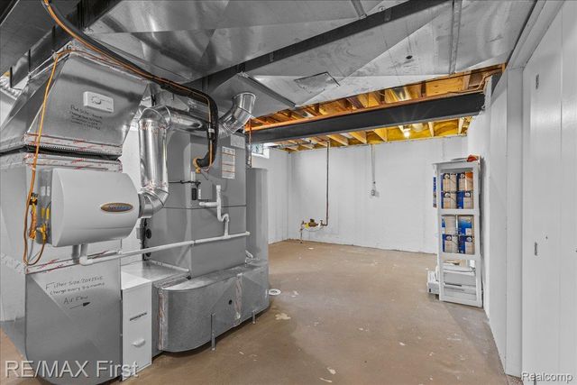 48241 Century Drive, Macomb Township, MI 48044