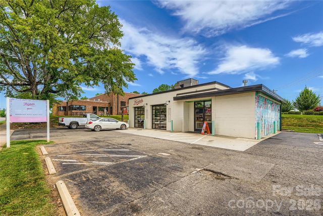 1727 Evergreen Drive, Charlotte, NC 28208