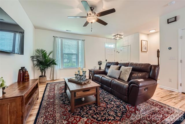 1727 Evergreen Drive, Charlotte, NC 28208