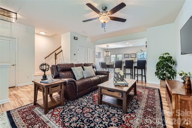 1727 Evergreen Drive, Charlotte, NC 28208