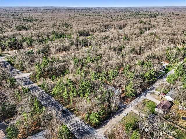 187 E Daniels Road, Twin Lake, MI 49457