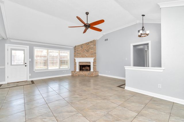 13406 Splintered Oak Drive, Houston, TX 77065