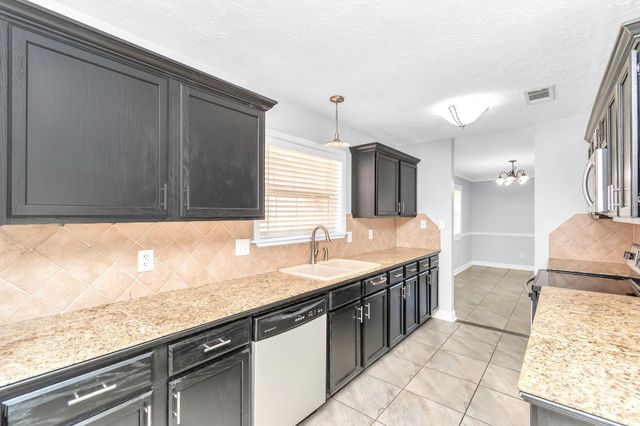 13406 Splintered Oak Drive, Houston, TX 77065