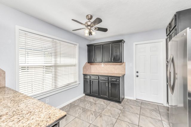 13406 Splintered Oak Drive, Houston, TX 77065