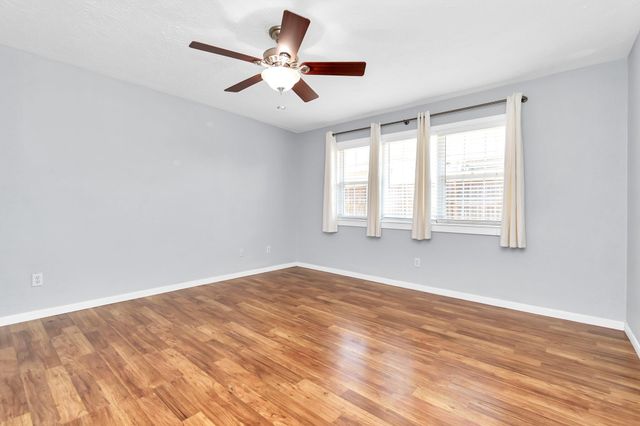 13406 Splintered Oak Drive, Houston, TX 77065