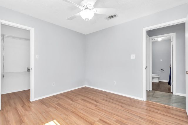 13406 Splintered Oak Drive, Houston, TX 77065