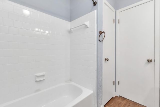 13406 Splintered Oak Drive, Houston, TX 77065