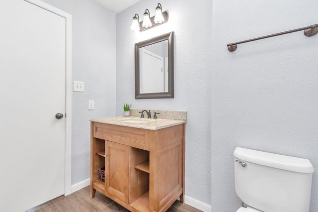 13406 Splintered Oak Drive, Houston, TX 77065