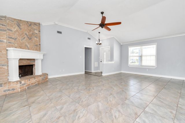 13406 Splintered Oak Drive, Houston, TX 77065