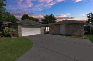 13406 Splintered Oak Drive, Houston, TX 77065