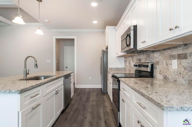 112 Kettle River Lane, Bonaire, GA 31005