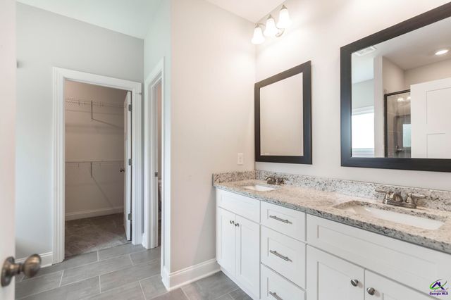 112 Kettle River Lane, Bonaire, GA 31005