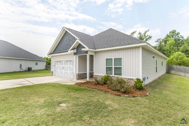 112 Kettle River Lane, Bonaire, GA 31005