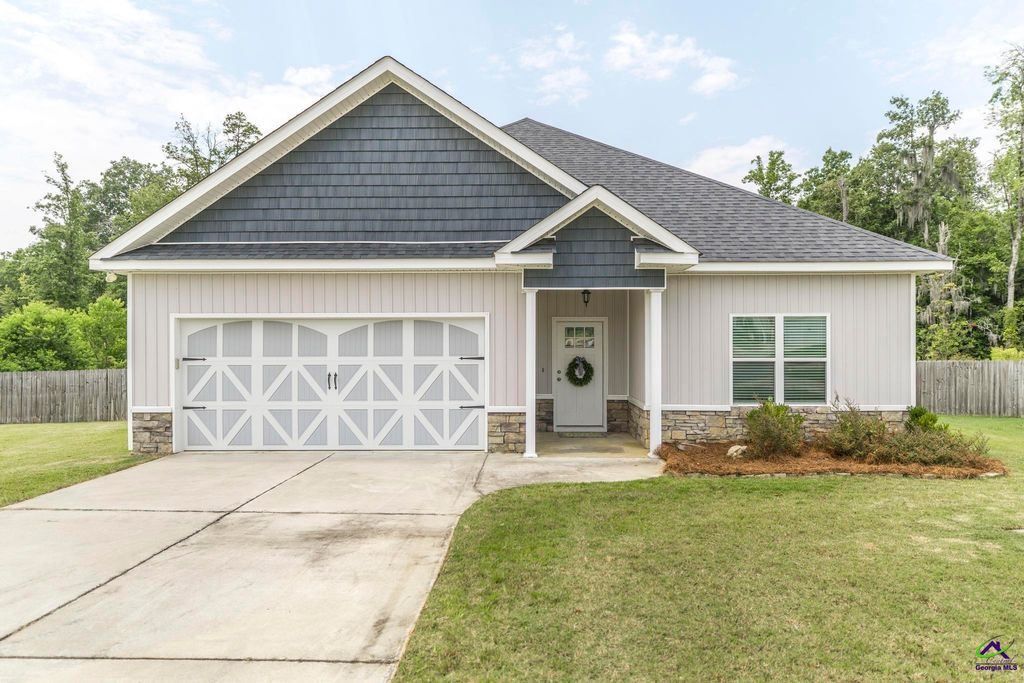 112 Kettle River Lane, Bonaire, GA 31005
