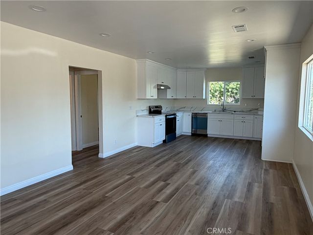 3234 Vineland A, Baldwin Park, CA 91706
