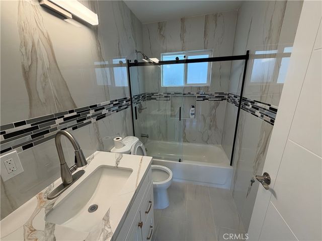 3234 Vineland A, Baldwin Park, CA 91706