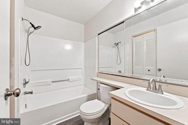 405 ATLANTA CT, Sewell, NJ 08080