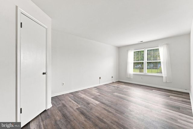 405 ATLANTA CT, Sewell, NJ 08080