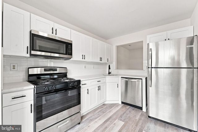 405 ATLANTA CT, Sewell, NJ 08080