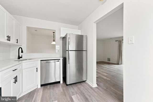 405 ATLANTA CT, Sewell, NJ 08080