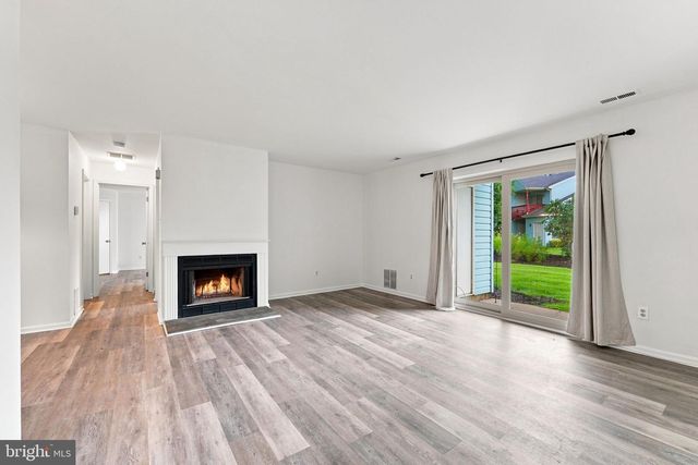405 ATLANTA CT, Sewell, NJ 08080