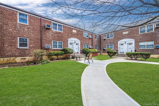 251-54 61st Avenue 1162, Little Neck, NY 11362