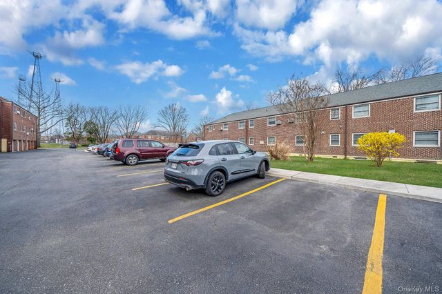 251-54 61st Avenue 1162, Little Neck, NY 11362