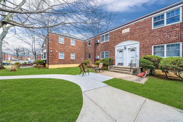 251-54 61st Avenue 1162, Little Neck, NY 11362