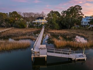 3600 Henrietta Hartford Road, Mount Pleasant, SC 29466