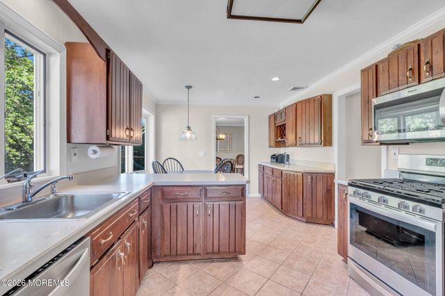 13 Maple Drive, Colts Neck, NJ 07722