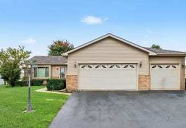6810 Hadrian Drive, Joliet, IL 60431