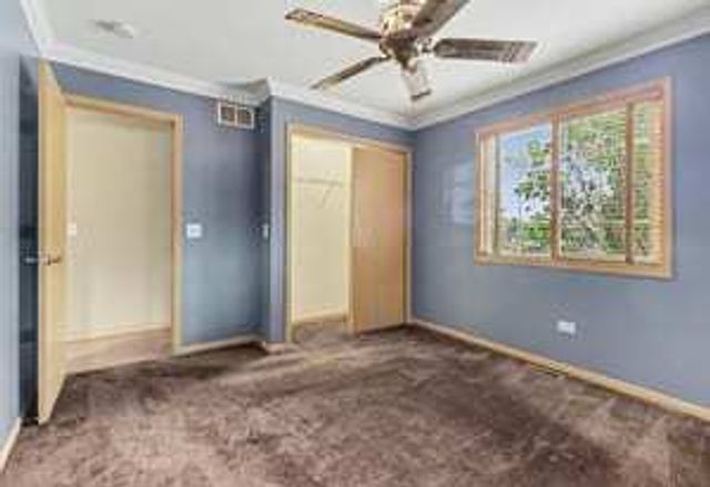 6810 Hadrian Drive, Joliet, IL 60431