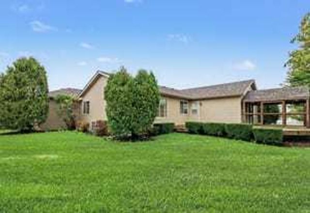 6810 Hadrian Drive, Joliet, IL 60431