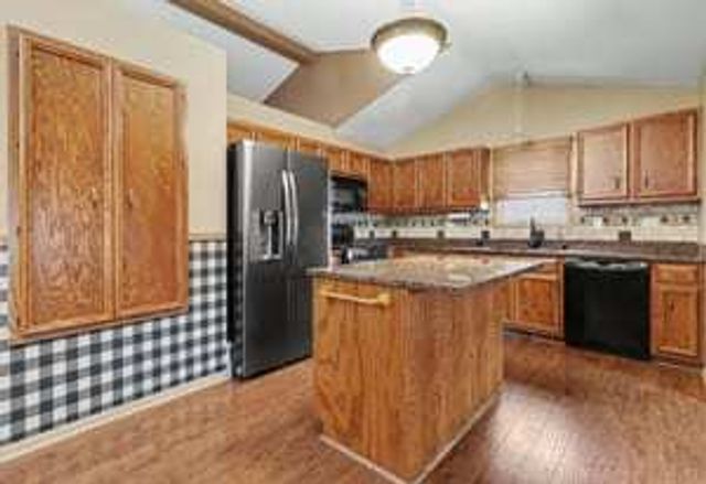 6810 Hadrian Drive, Joliet, IL 60431