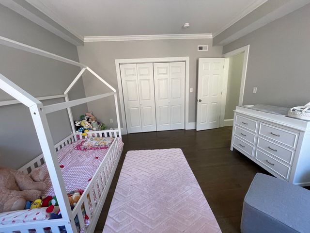98 Longwood 5, Brookline, MA 02446