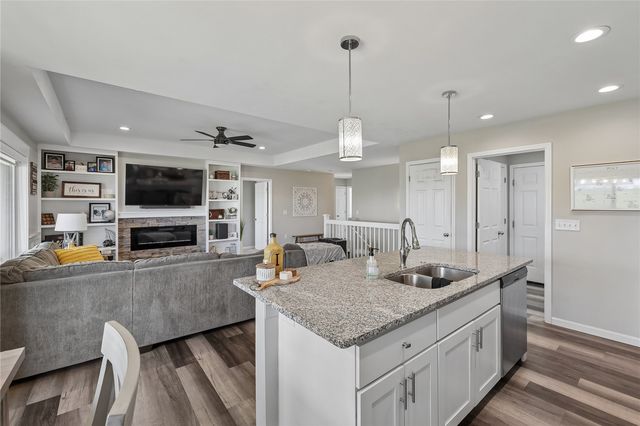 831 Heartland Court, Fairfax, IA 52228