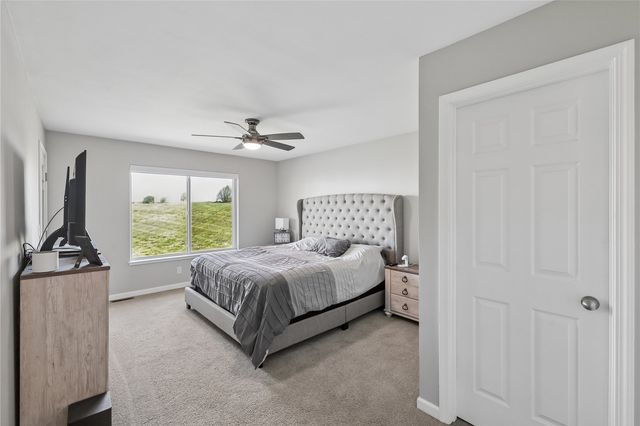 831 Heartland Court, Fairfax, IA 52228