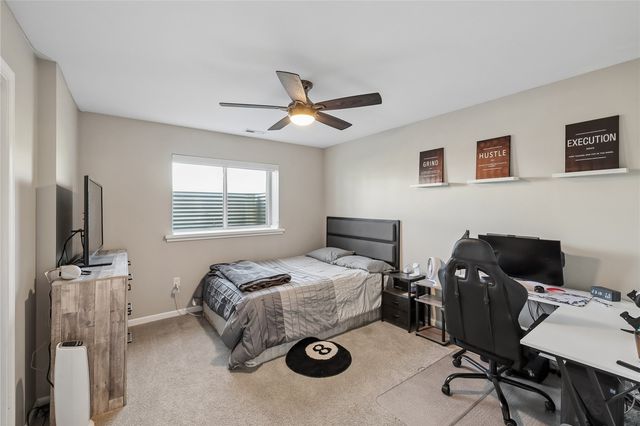 831 Heartland Court, Fairfax, IA 52228