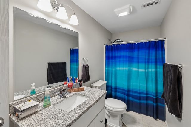 831 Heartland Court, Fairfax, IA 52228