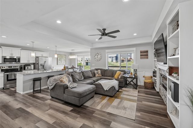 831 Heartland Court, Fairfax, IA 52228